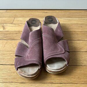 Troentorp Mariah clogs in grape suede, Size 38